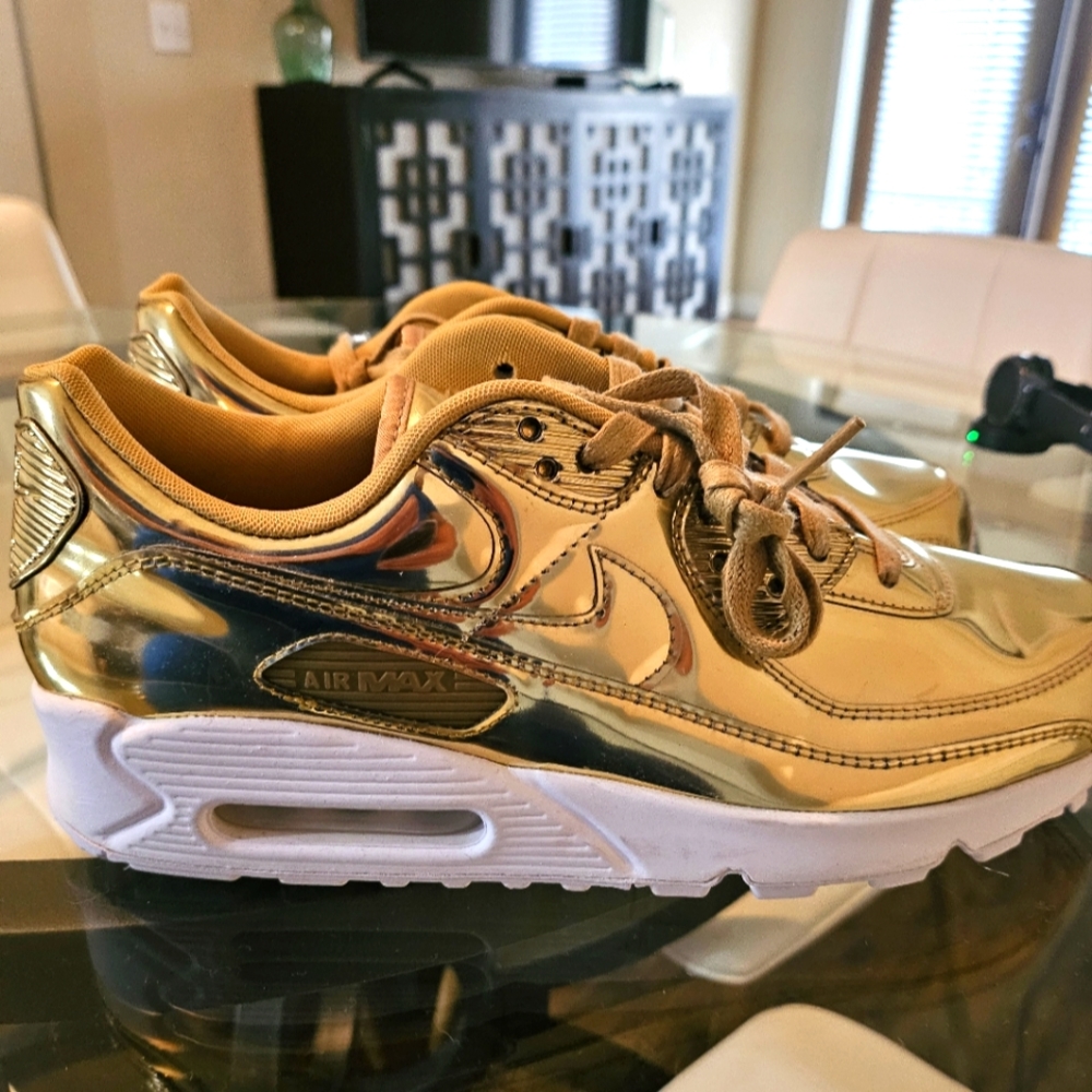 Womens Nike Air Max 90
